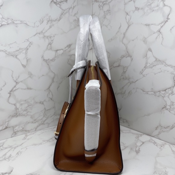 Michael Kors Avril Large Satchel and Wallet - Picture 3 of 13